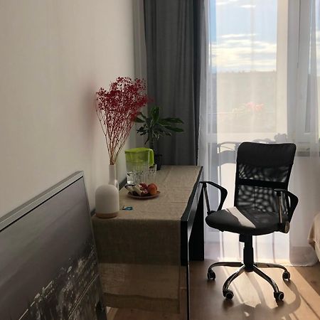Sm Pokoj Przy Rondzie Daszynskiego Varsovia Exterior foto